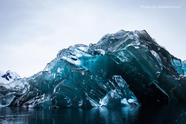 This is What the Underside of an Iceberg Looks Like