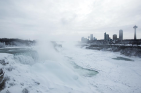 This Is What Niagara Falls Looks Like When It Freezes Over